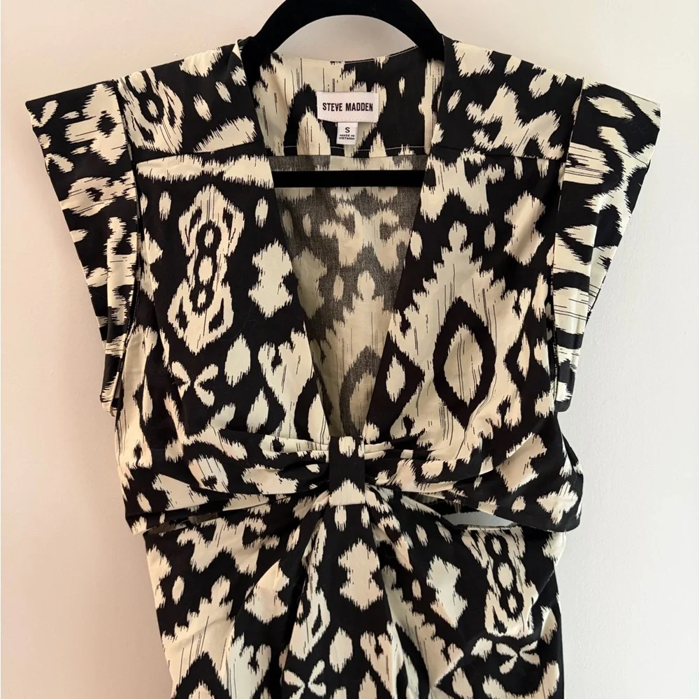 Stylish Steve Madden Black and White Patterned Dress - Picture 4 of 8